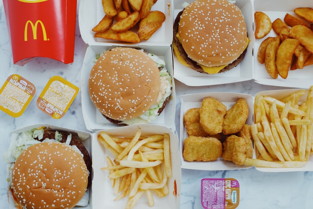 ¿Cómo hace McDonald's para vender tan barato?